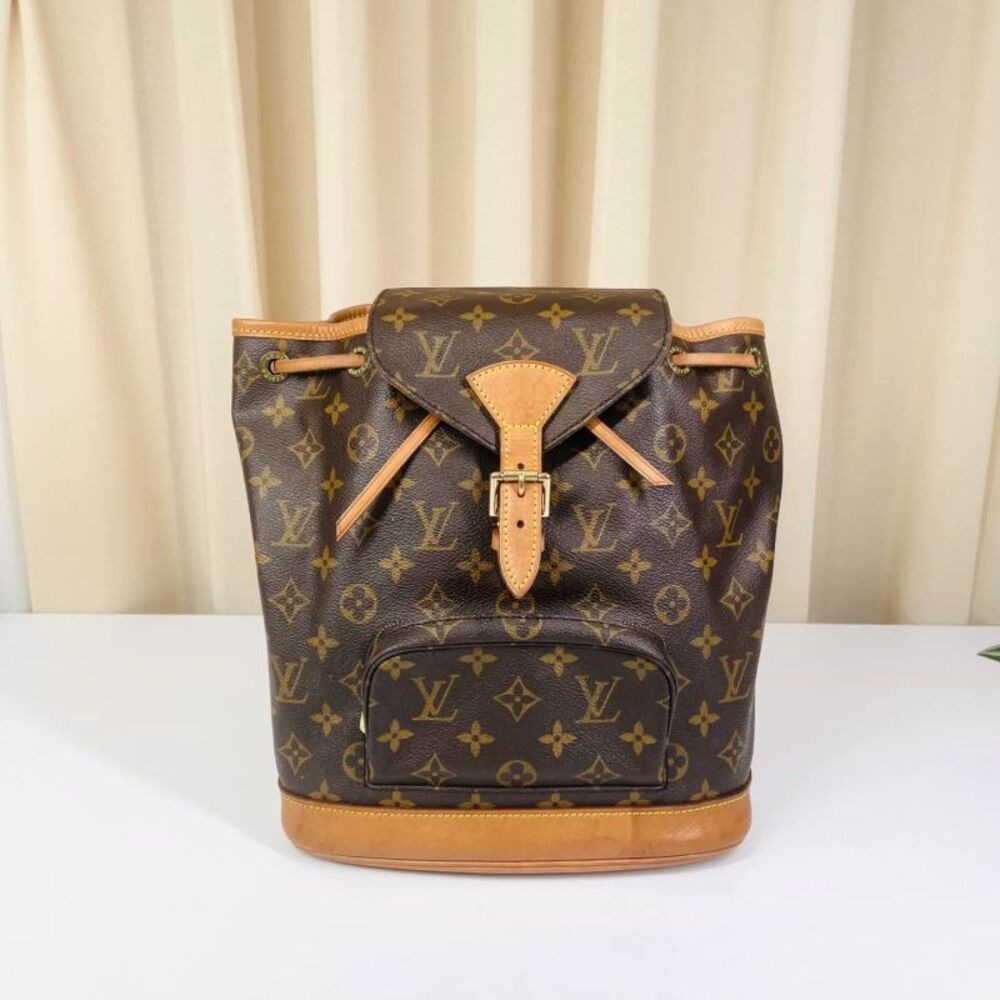 Louis Vuitton Women Pre-Loved Bag Very Good Condition